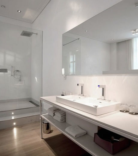 Les chambres de l'hôtel Het Arresthuis présentent toutes des lits doubles ainsi qu'une douche spacieuse
